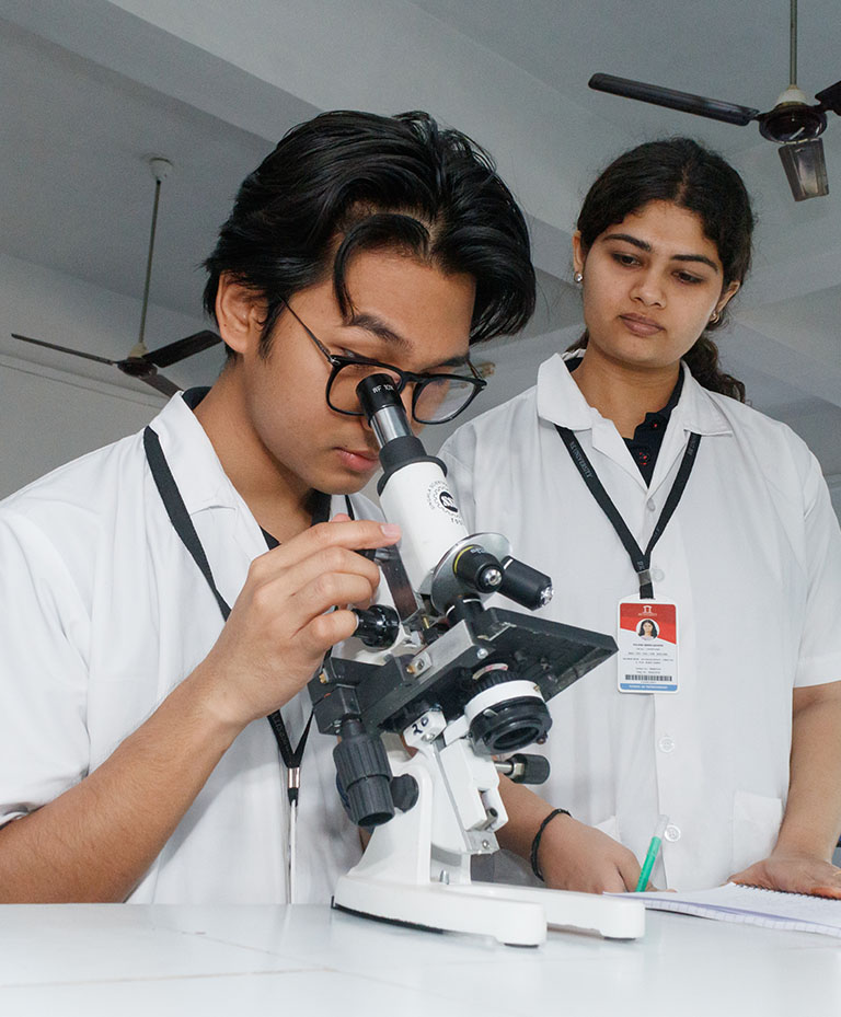 RK_University_Top_College_In_Rajkot_Gujarat_India.jpg