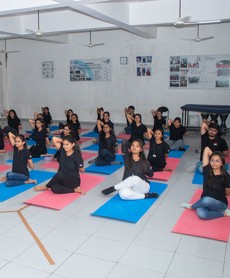 RK_University_Best_College_In_Rajkot_Gujarat_India.jpg